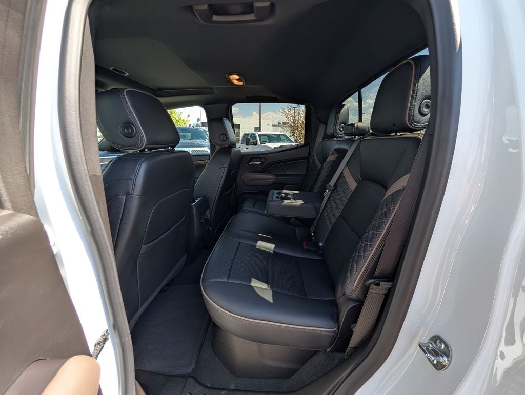 2025 GMC Canyon Denali
