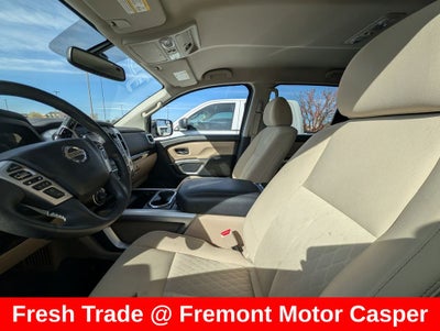 2017 Nissan Titan SV