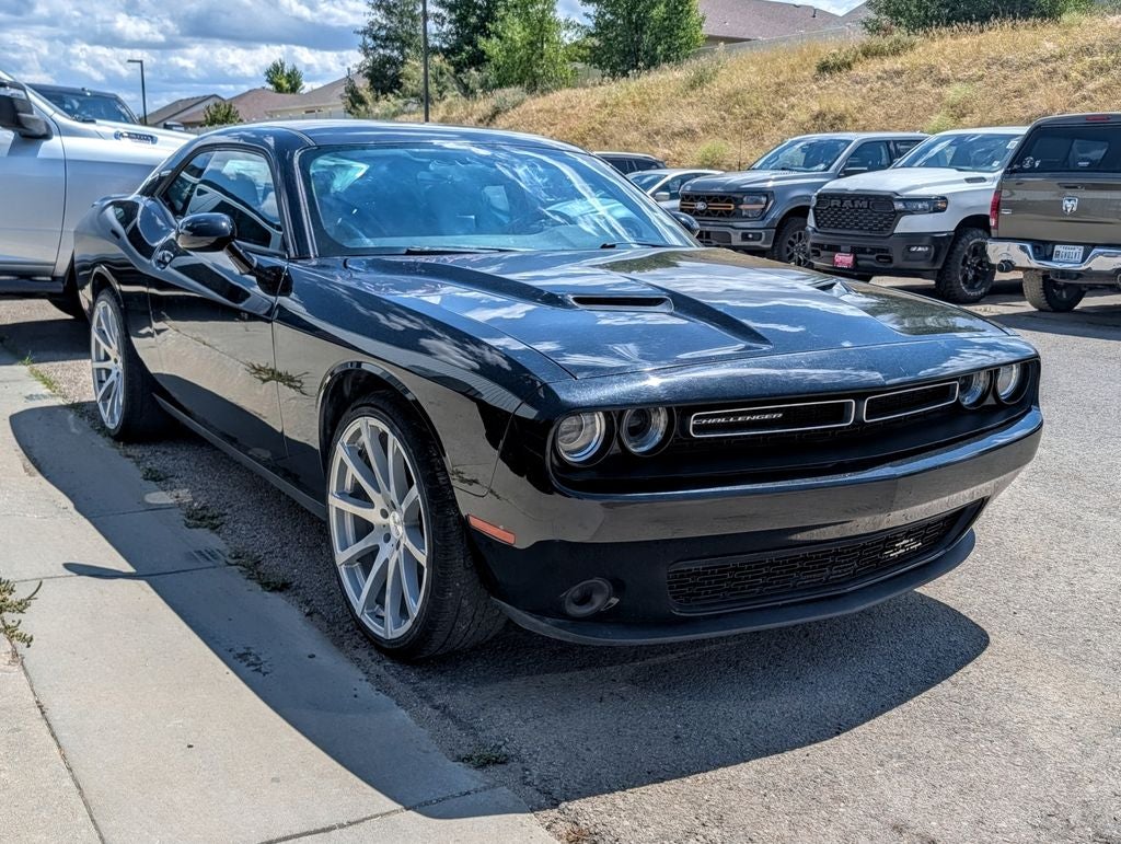 2017 Dodge Challenger SXT