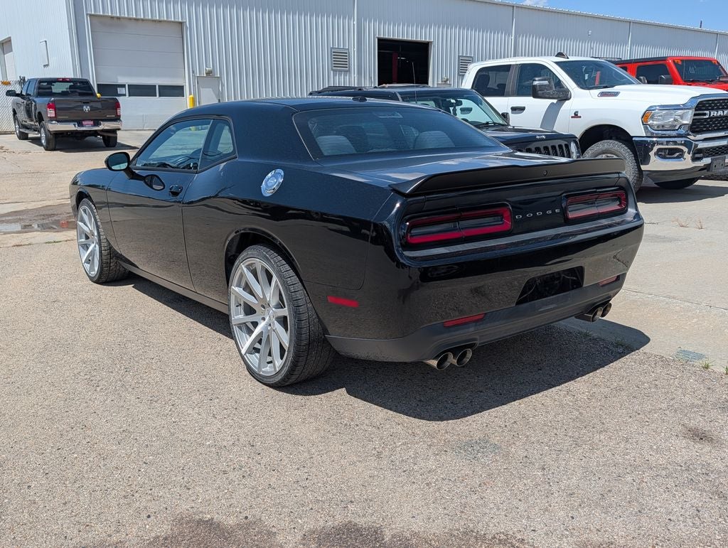 2017 Dodge Challenger SXT