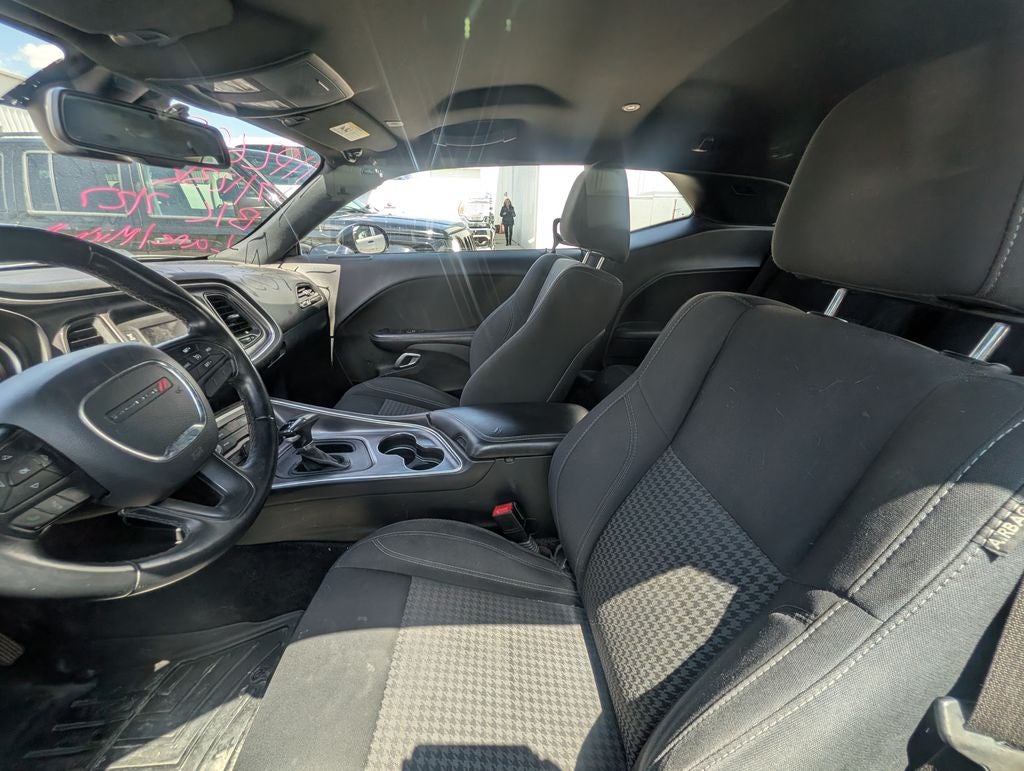 2017 Dodge Challenger SXT
