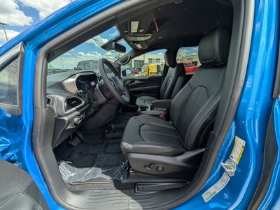 2027 Chrysler Pacifica Select AWD