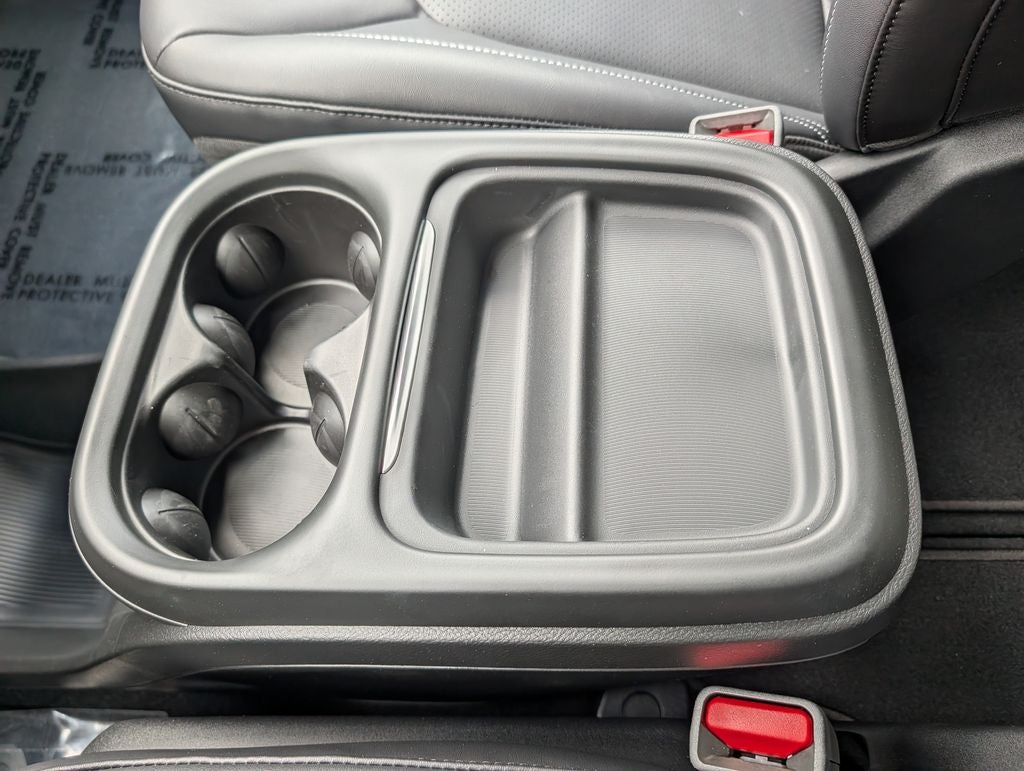 2027 Chrysler Pacifica Select AWD