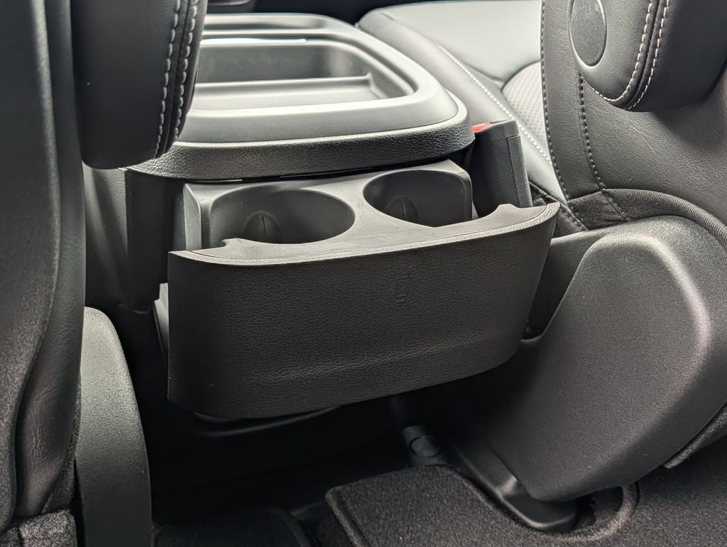 2027 Chrysler Pacifica Select AWD