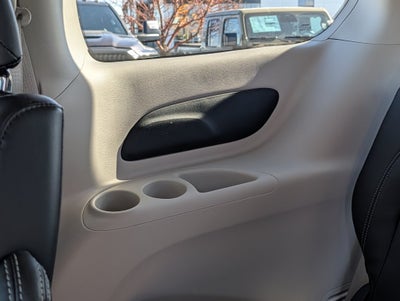 2024 Chrysler Pacifica Touring L AWD