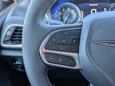 2026 Chrysler Pacifica Select AWD