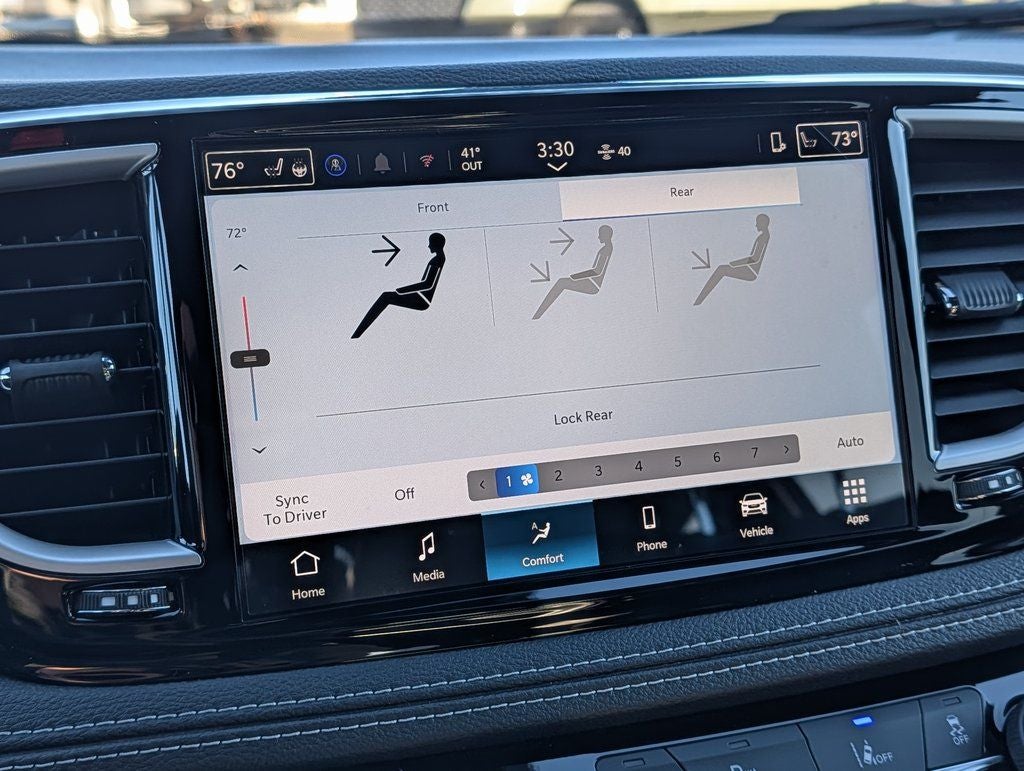 2026 Chrysler Pacifica Select AWD