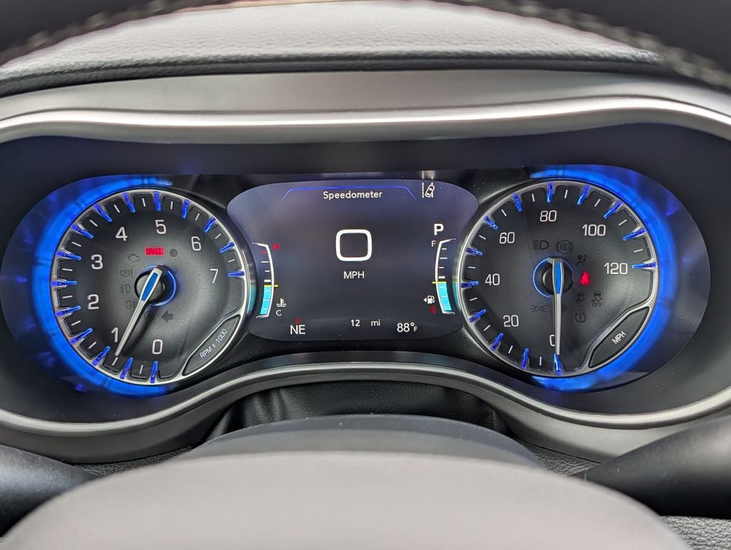 2027 Chrysler Pacifica Select AWD