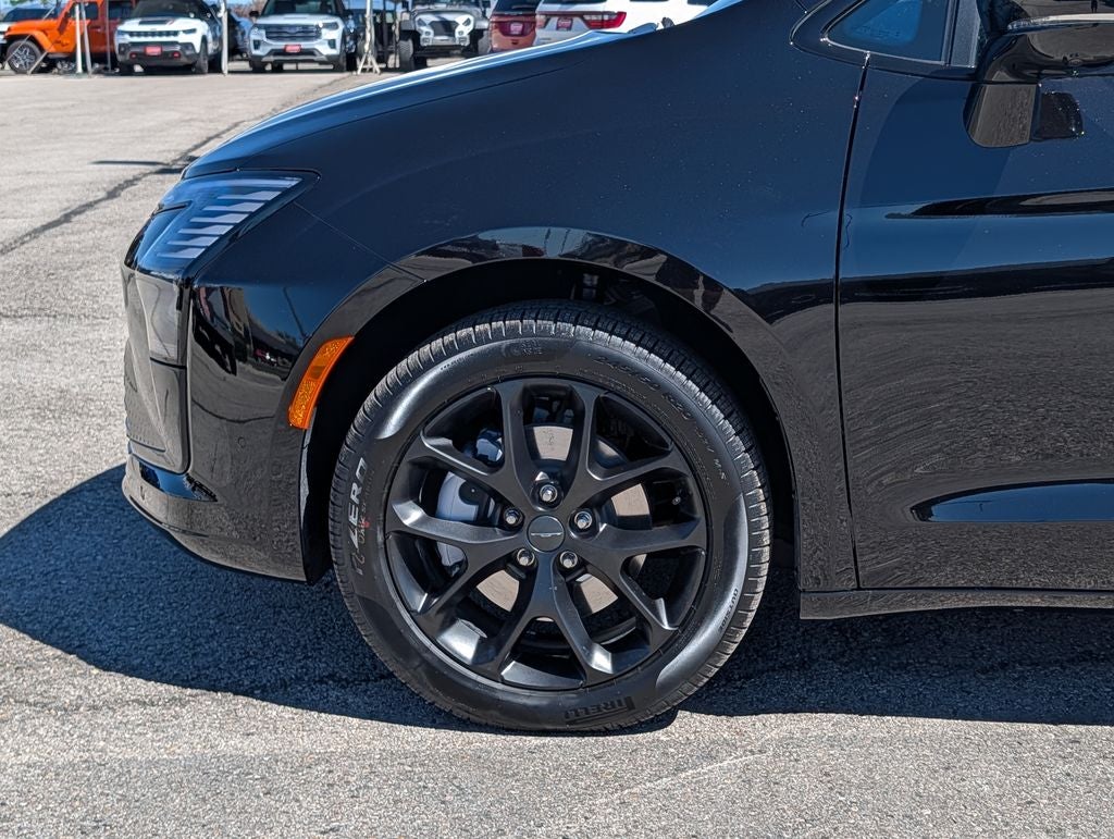 2027 Chrysler Pacifica Limited