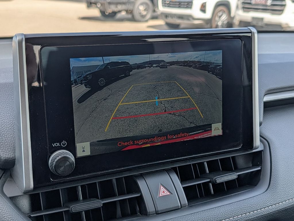 2025 Toyota RAV4 XLE AWD