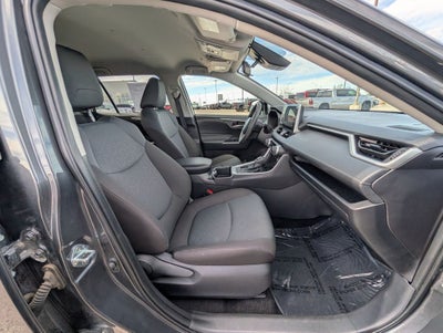 2025 Toyota RAV4 XLE AWD