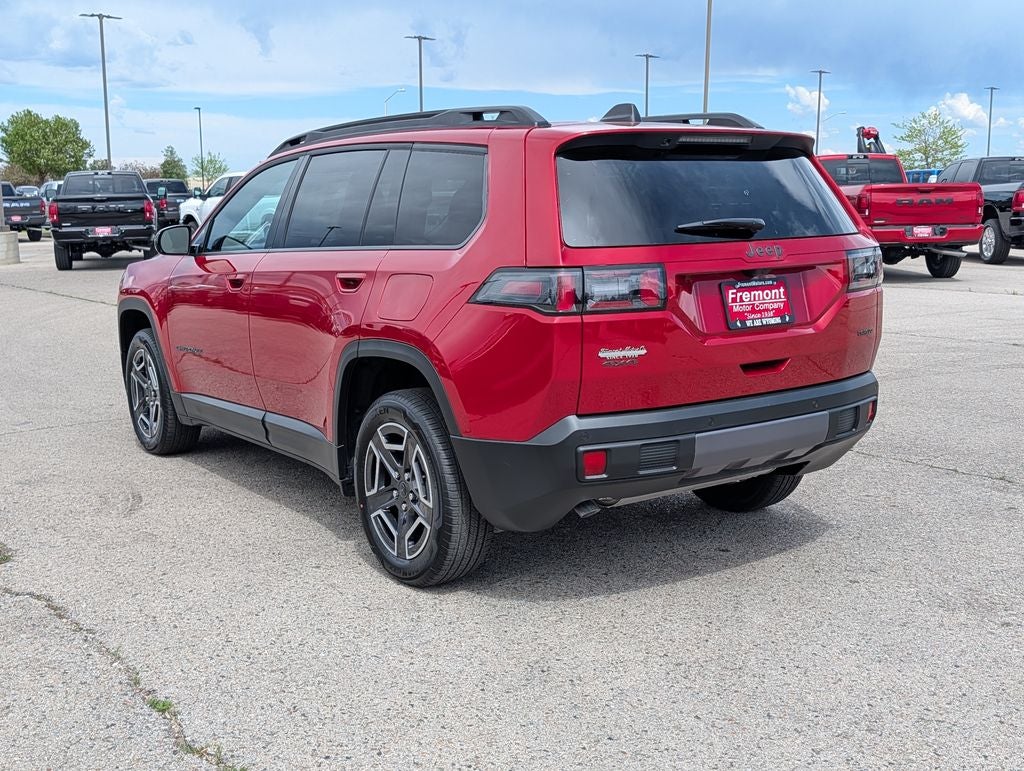 2026 Jeep Cherokee Laredo