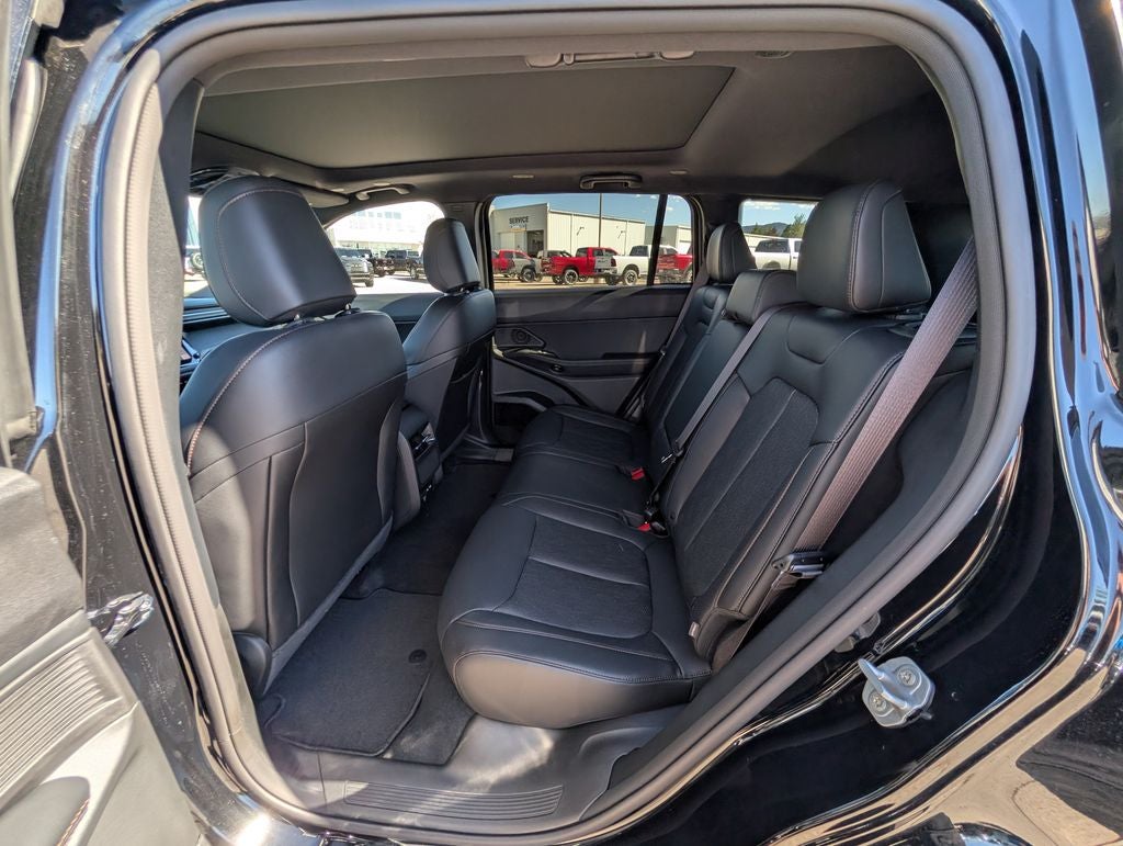 2026 Jeep Cherokee Overland Hybrid