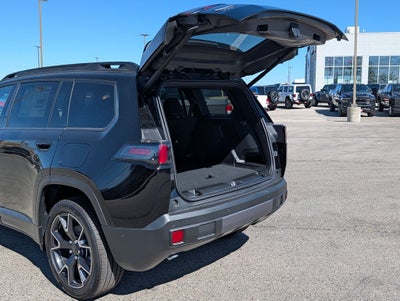 2026 Jeep Cherokee Overland Hybrid