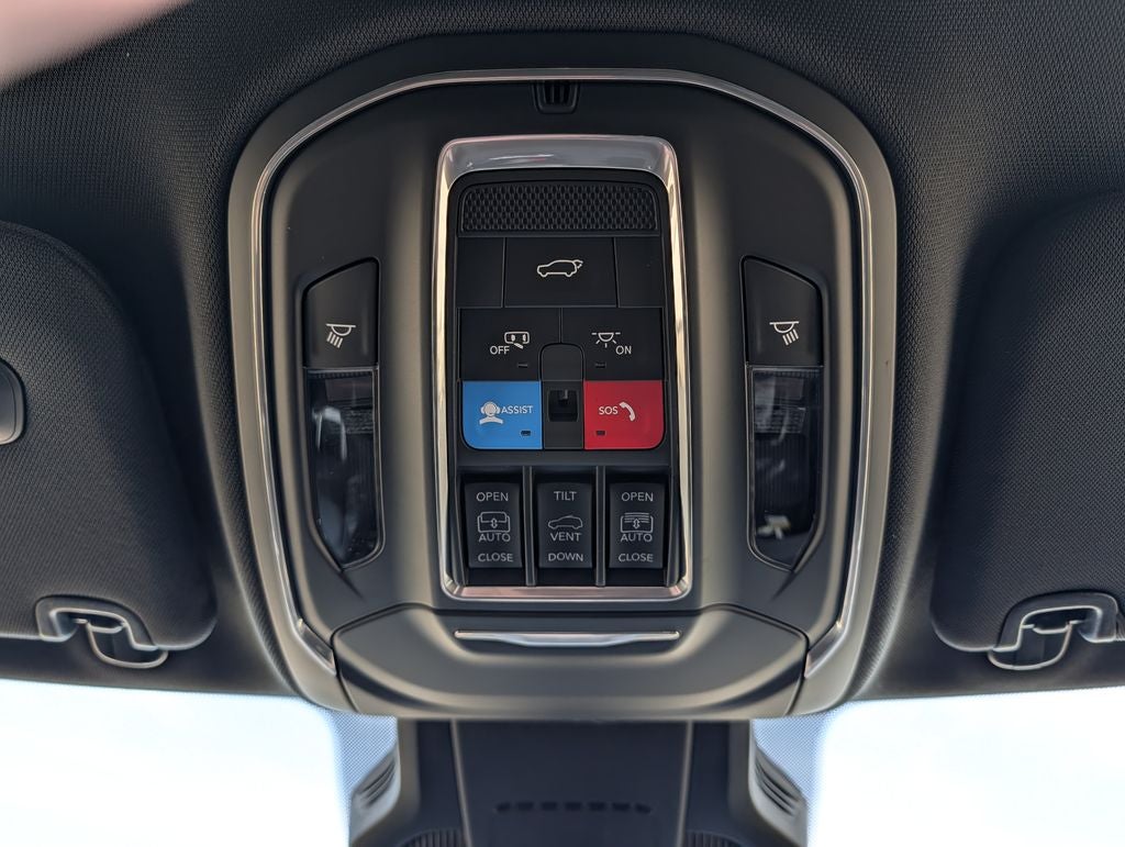 2026 Jeep Cherokee Overland