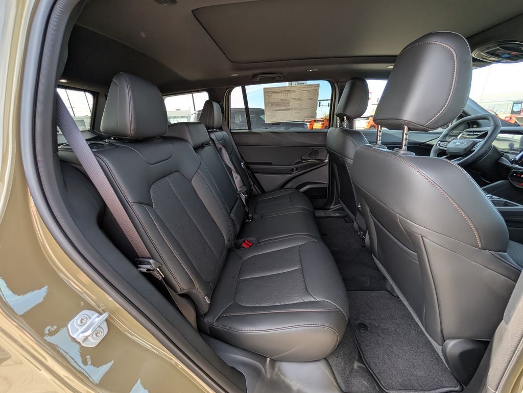 2026 Jeep Cherokee Overland