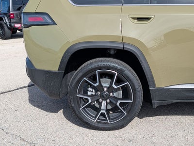 2026 Jeep Cherokee Overland