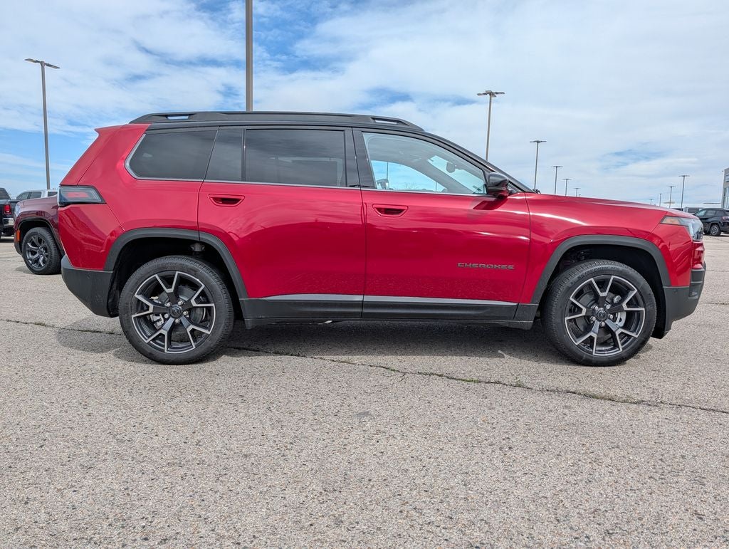 2026 Jeep Cherokee Overland