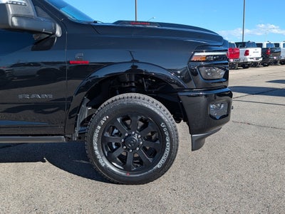 2027 RAM 3500 RAM 3500 LARAMIE CREW CAB 4X4 8' BOX