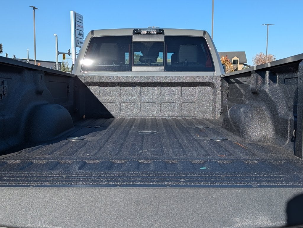 2027 RAM 3500 RAM 3500 LARAMIE CREW CAB 4X4 8' BOX