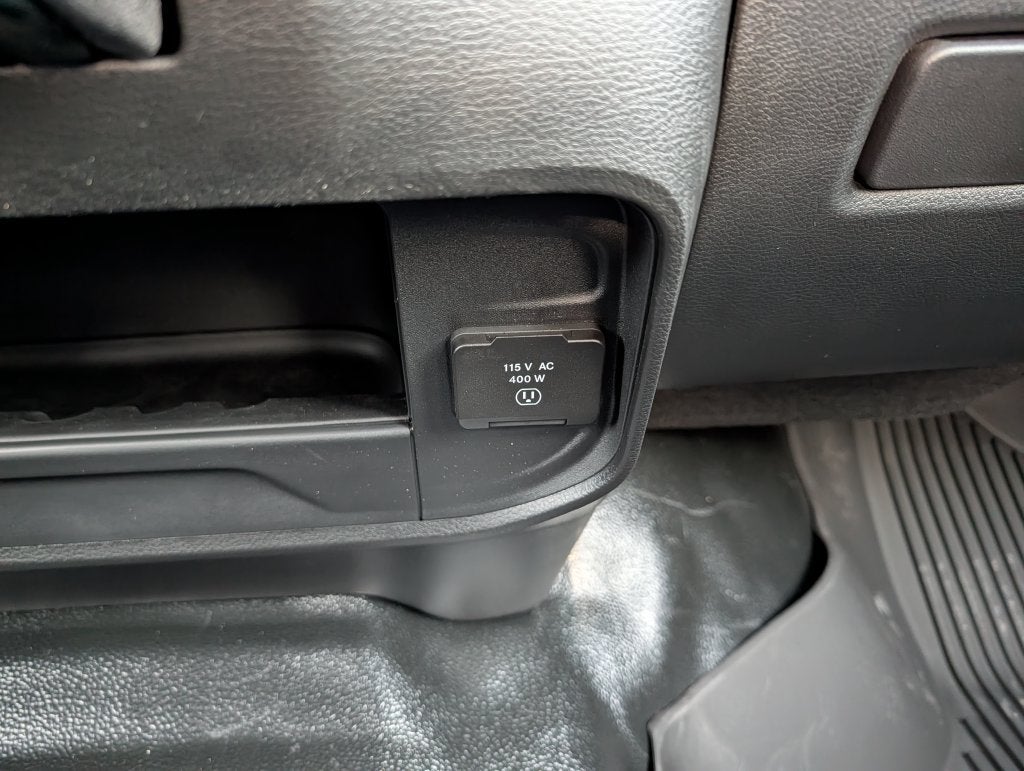 2027 RAM 2500 2500 TRADESMAN CREW CAB 4X4 6'4' BOX