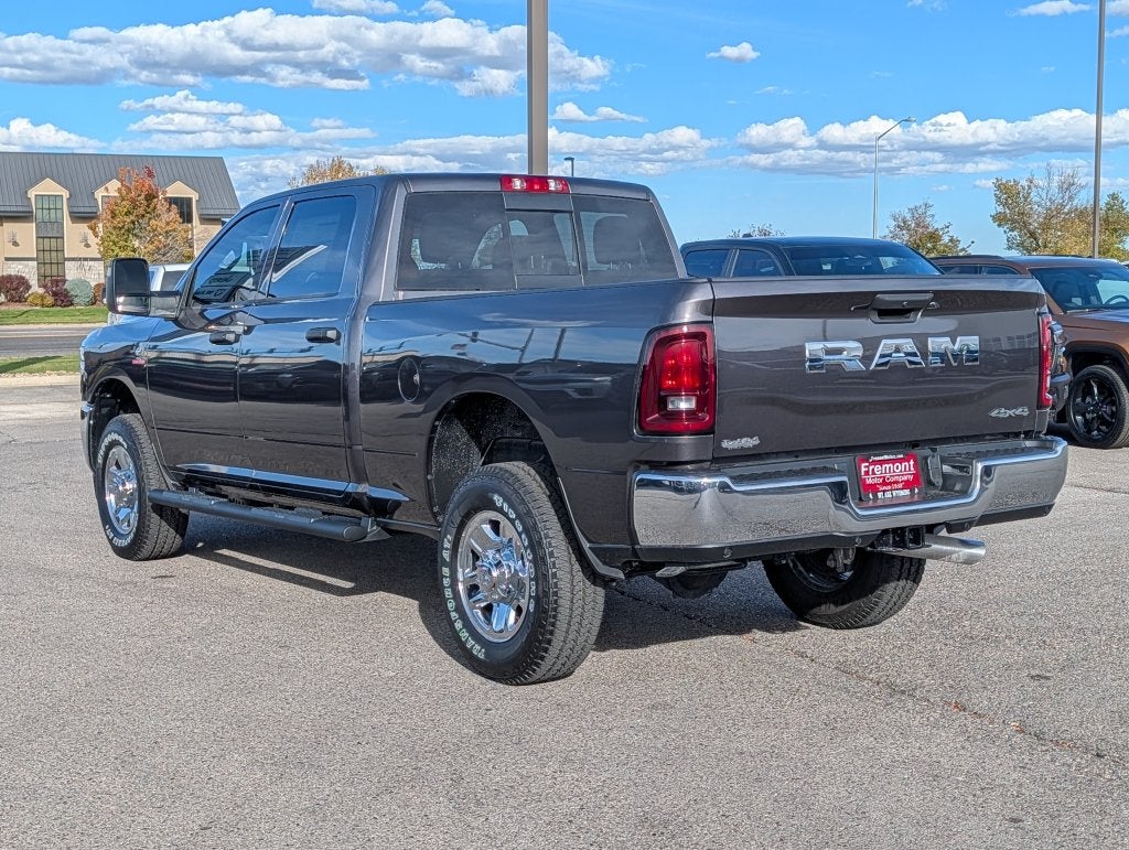 2027 RAM 2500 2500 TRADESMAN CREW CAB 4X4 6'4' BOX
