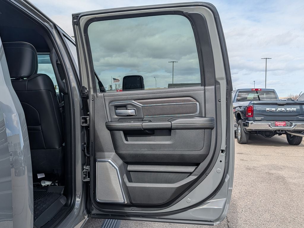 2026 RAM 2500 Laramie Night Edition