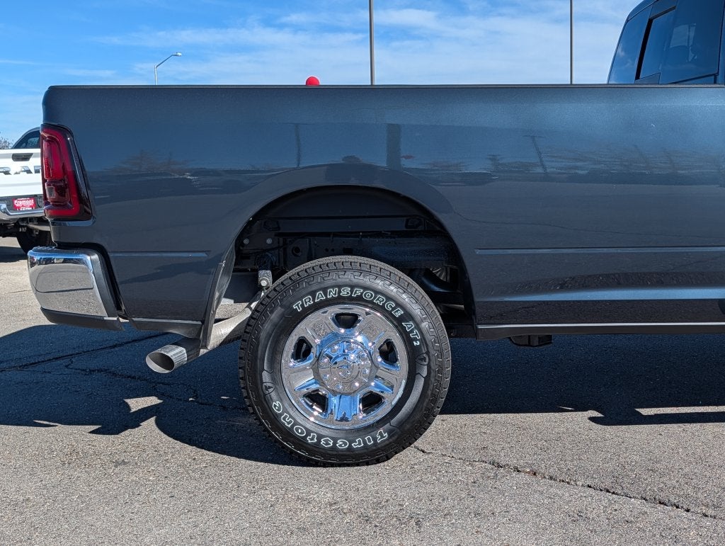 2027 RAM 2500 2500 TRADESMAN CREW CAB 4X4 8' BOX