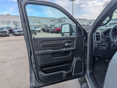 2026 RAM 2500 Laramie Night Edition