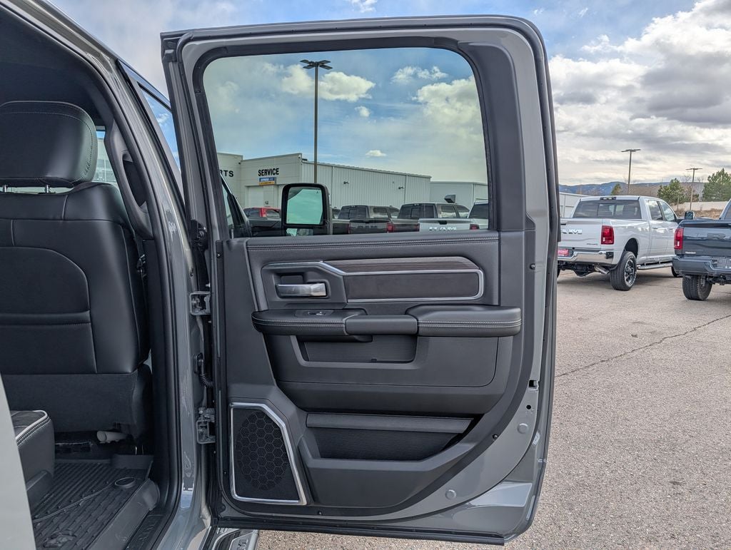 2026 RAM 2500 Laramie Night Edition