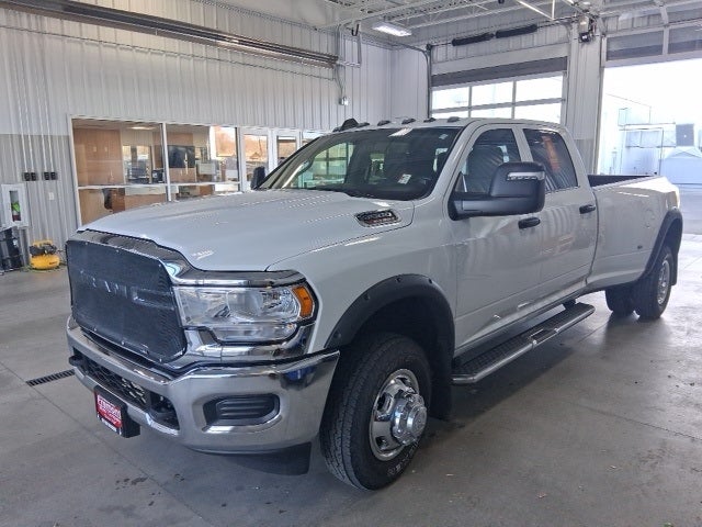 2024 RAM 3500 Tradesman Dually 4x4