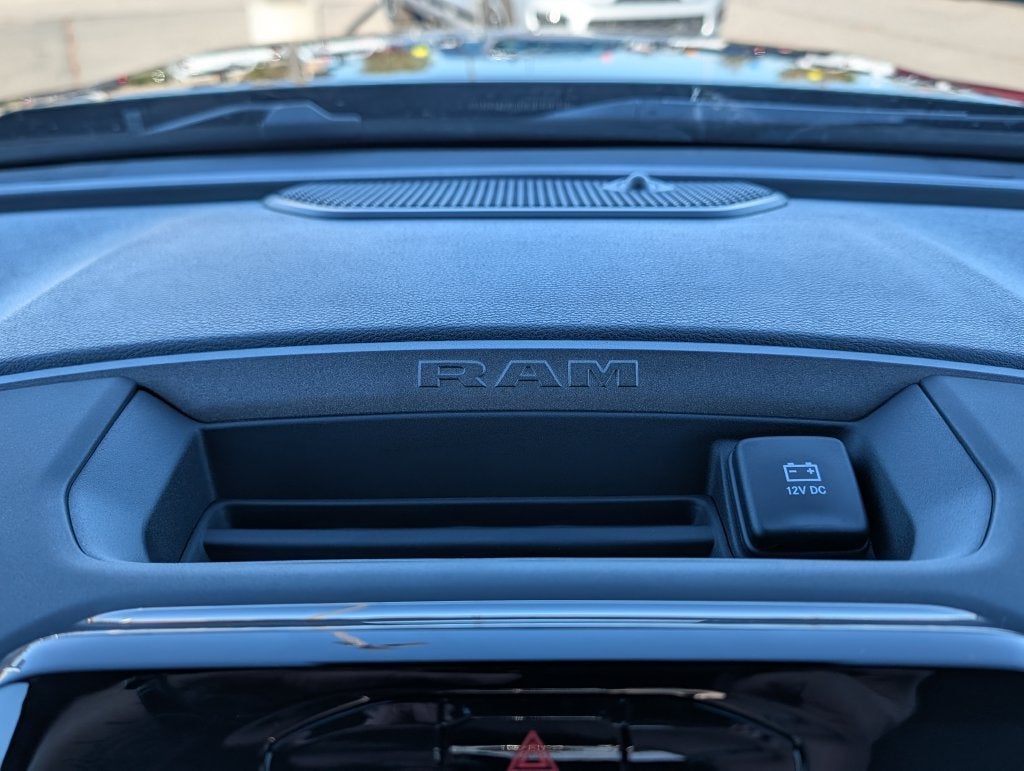 2027 RAM 2500 2500 TRADESMAN CREW CAB 4X4 6'4' BOX