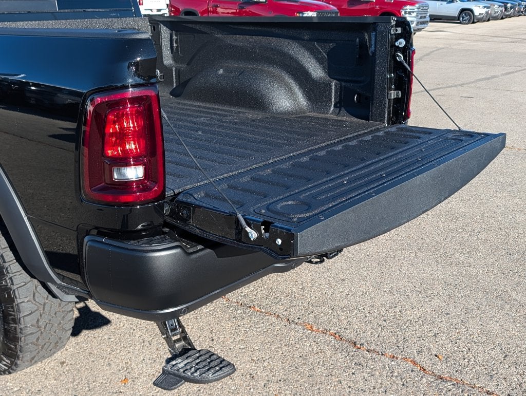 2027 RAM 2500 2500 TRADESMAN CREW CAB 4X4 6'4' BOX