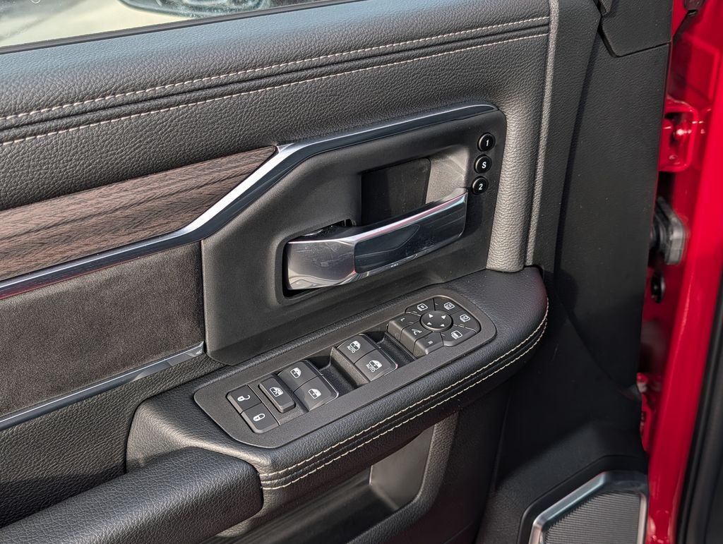 2026 RAM 2500 Laramie Night Edition