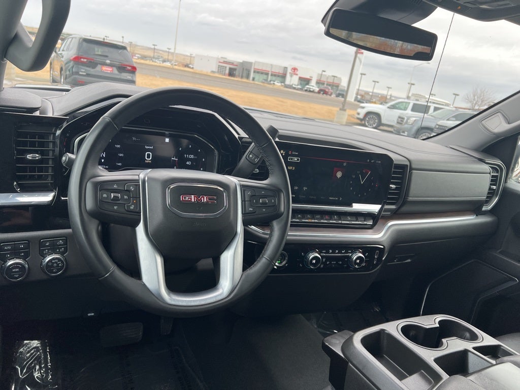 2023 GMC Sierra 1500 SLT