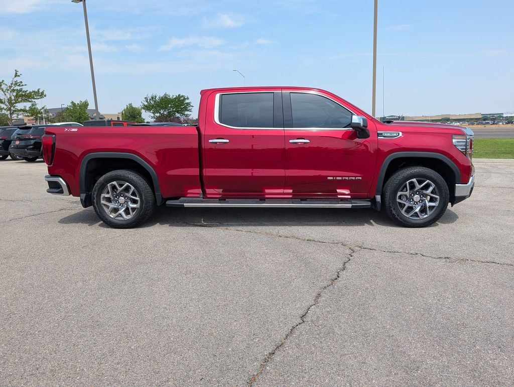 2025 GMC Sierra 1500 SLT