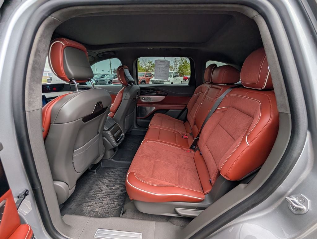 2025 Lincoln Nautilus Black Label