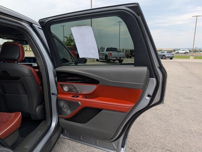 2025 Lincoln Nautilus Black Label