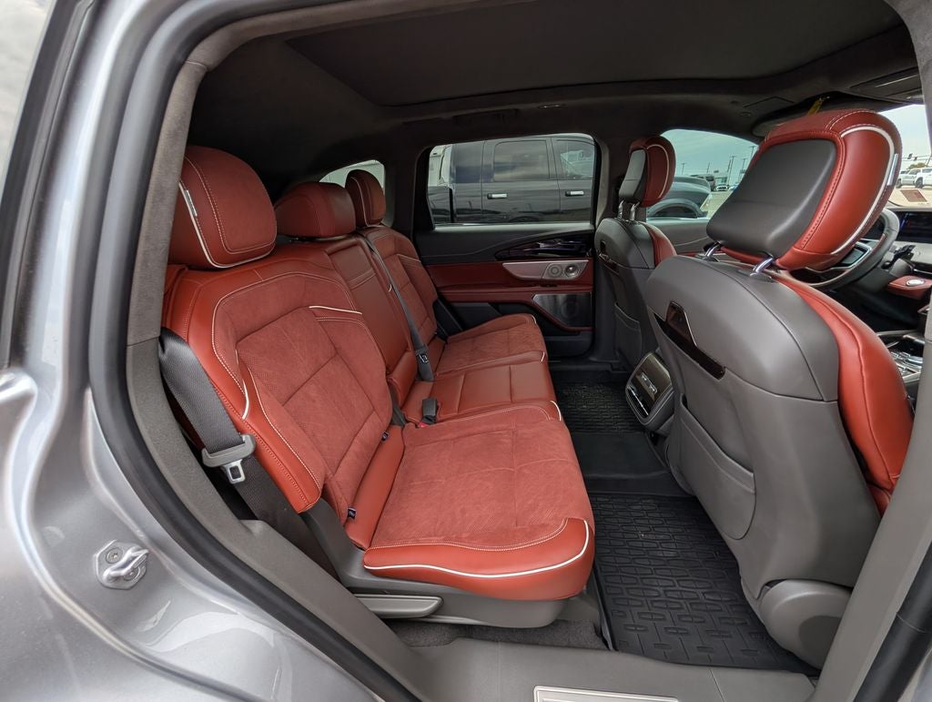 2025 Lincoln Nautilus Black Label