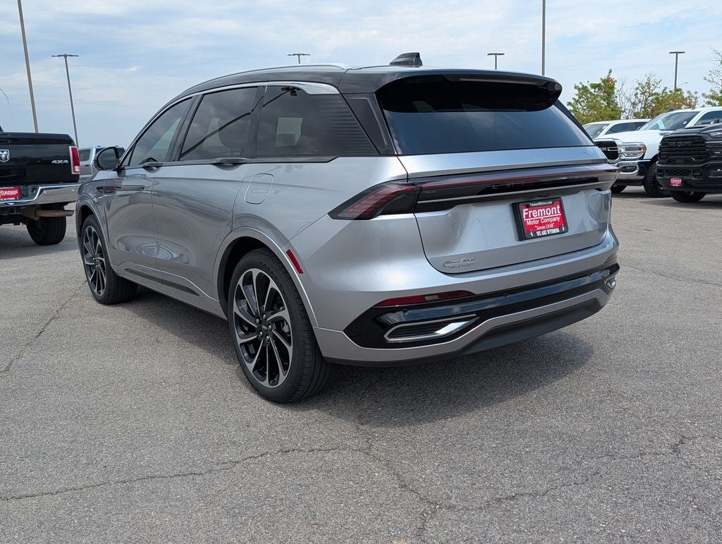 2025 Lincoln Nautilus Black Label