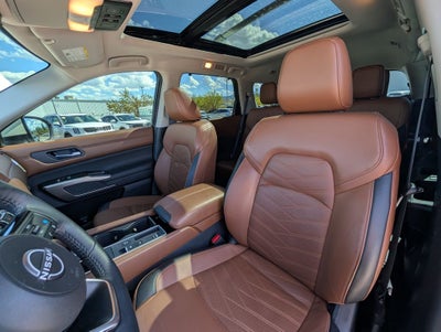 2024 Nissan Pathfinder Platinum