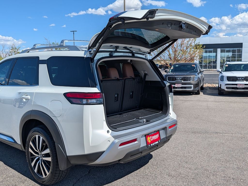 2024 Nissan Pathfinder Platinum