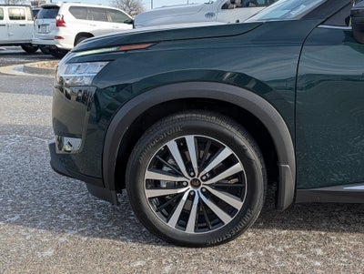 2024 Nissan Pathfinder Platinum