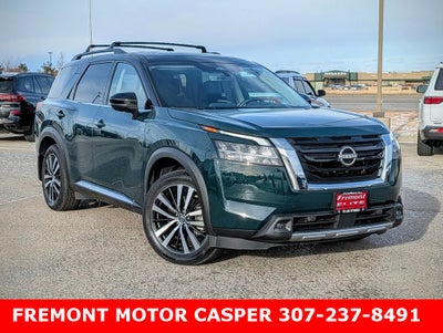 2024 Nissan Pathfinder Platinum