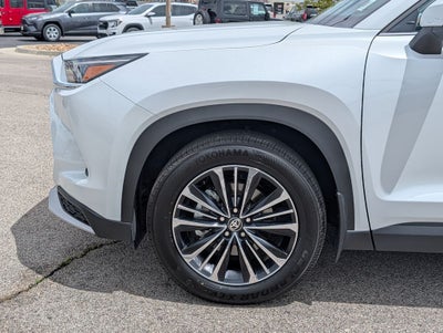 2026 Toyota Grand Highlander Hybrid MAX Platinum