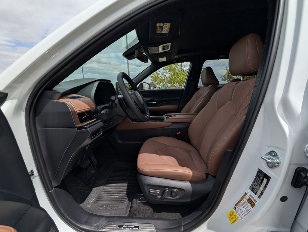 2026 Toyota Grand Highlander Hybrid MAX Platinum