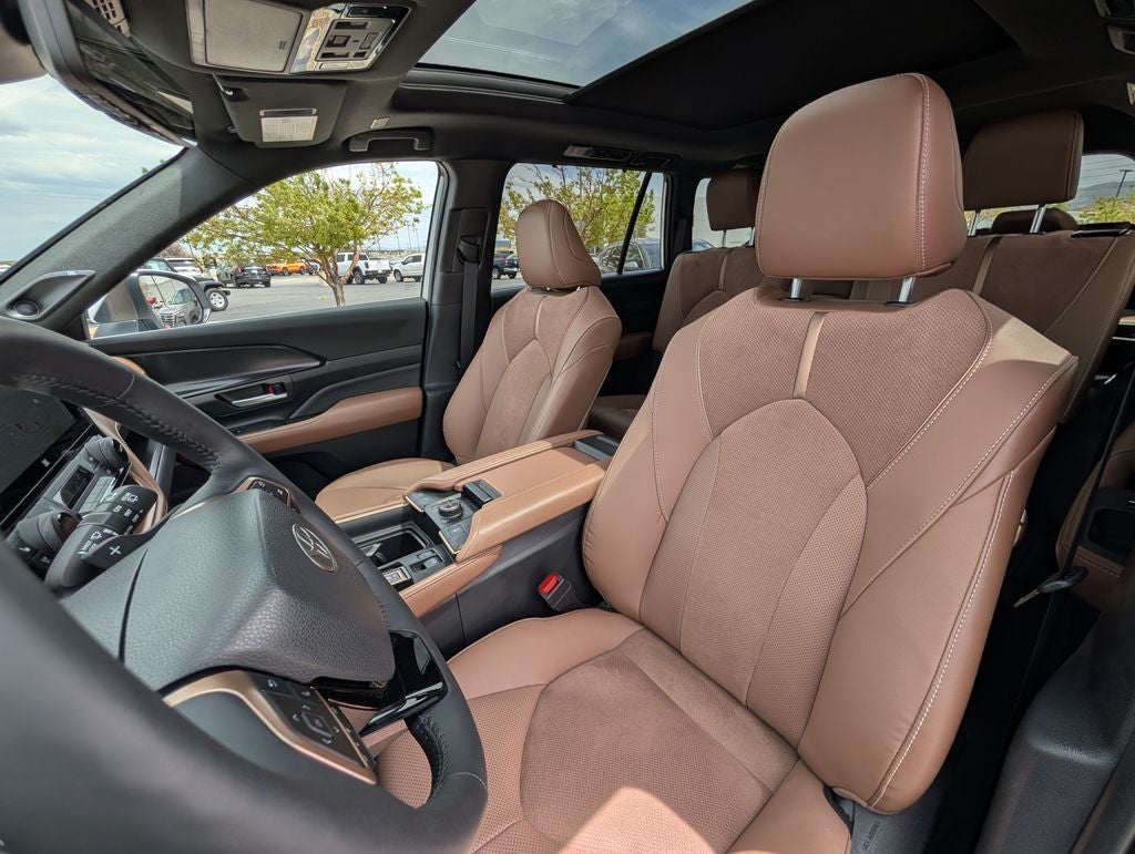 2026 Toyota Grand Highlander Hybrid MAX Platinum