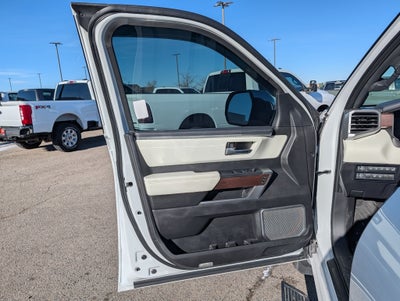 2024 Toyota Tundra Hybrid Capstone