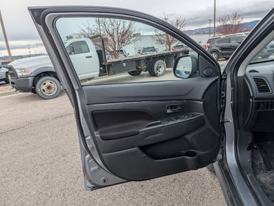 2024 Mitsubishi Outlander Sport Base