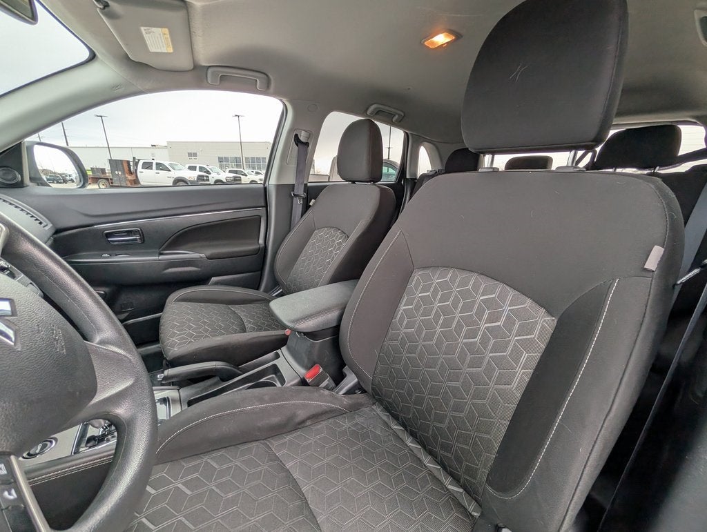 2024 Mitsubishi Outlander Sport Base